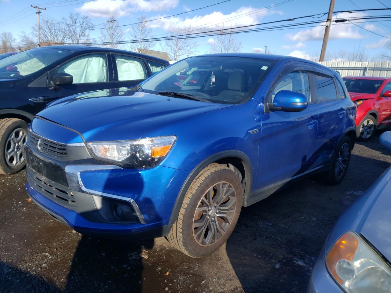 Photo 2 from auction – 2017 MITSUBISHI OUTLANDER with VIN JA4AR3AU0HZ051397