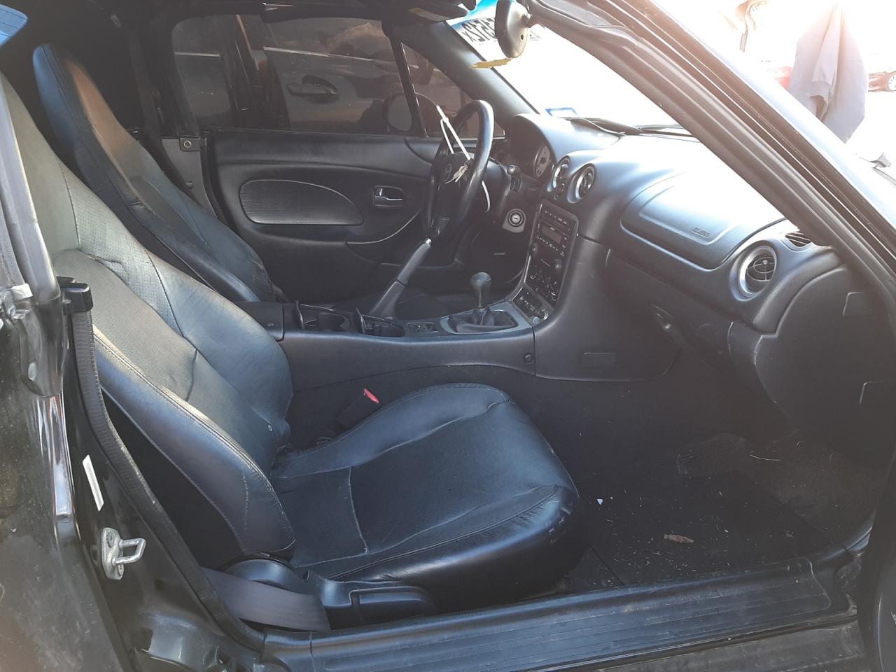 Photo 5 from auction – 2003 MAZDA MX-5 MIATA with VIN JM1NB353930311967