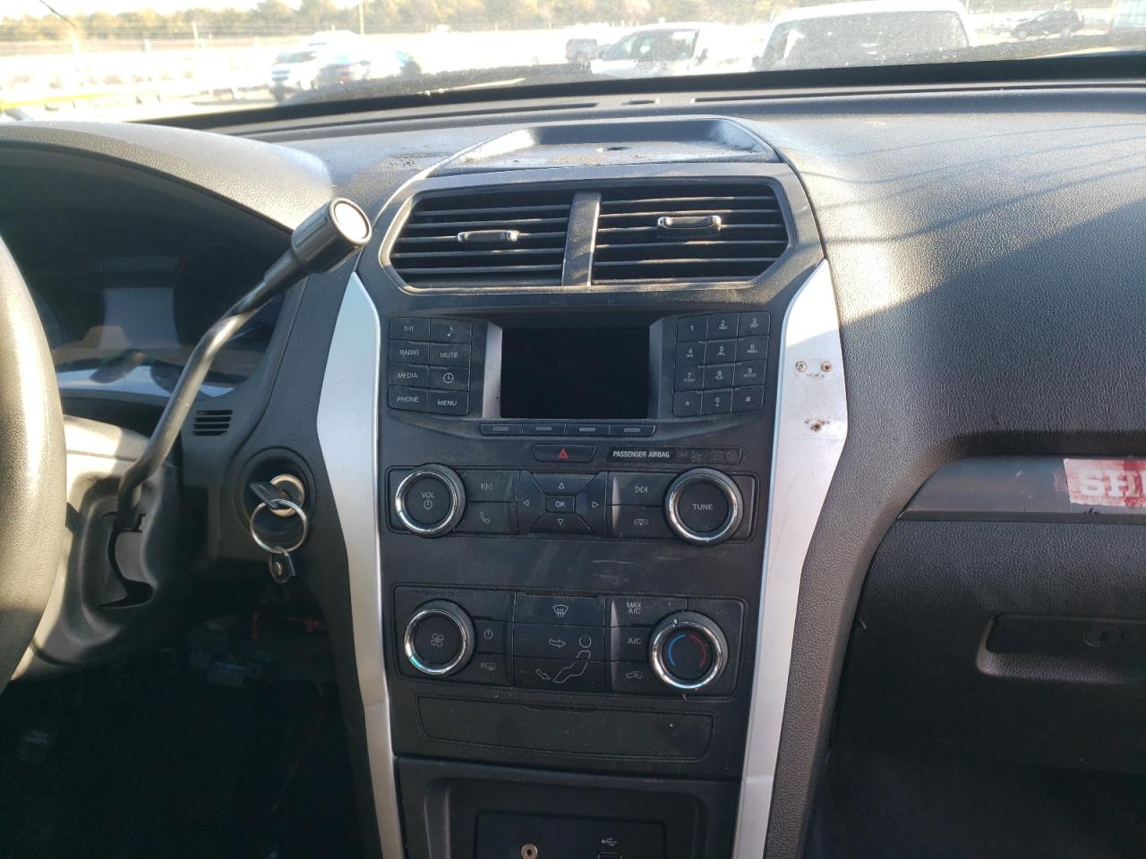 Photo 9 from auction – 2015 FORD EXPLORER P with VIN 1FM5K8AR1FGB32403