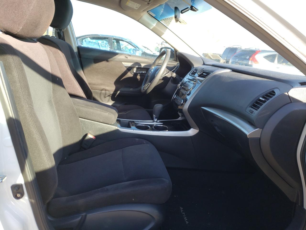 Photo 5 from auction – 2013 NISSAN ALTIMA 2.5 with VIN 1N4AL3AP1DN583475