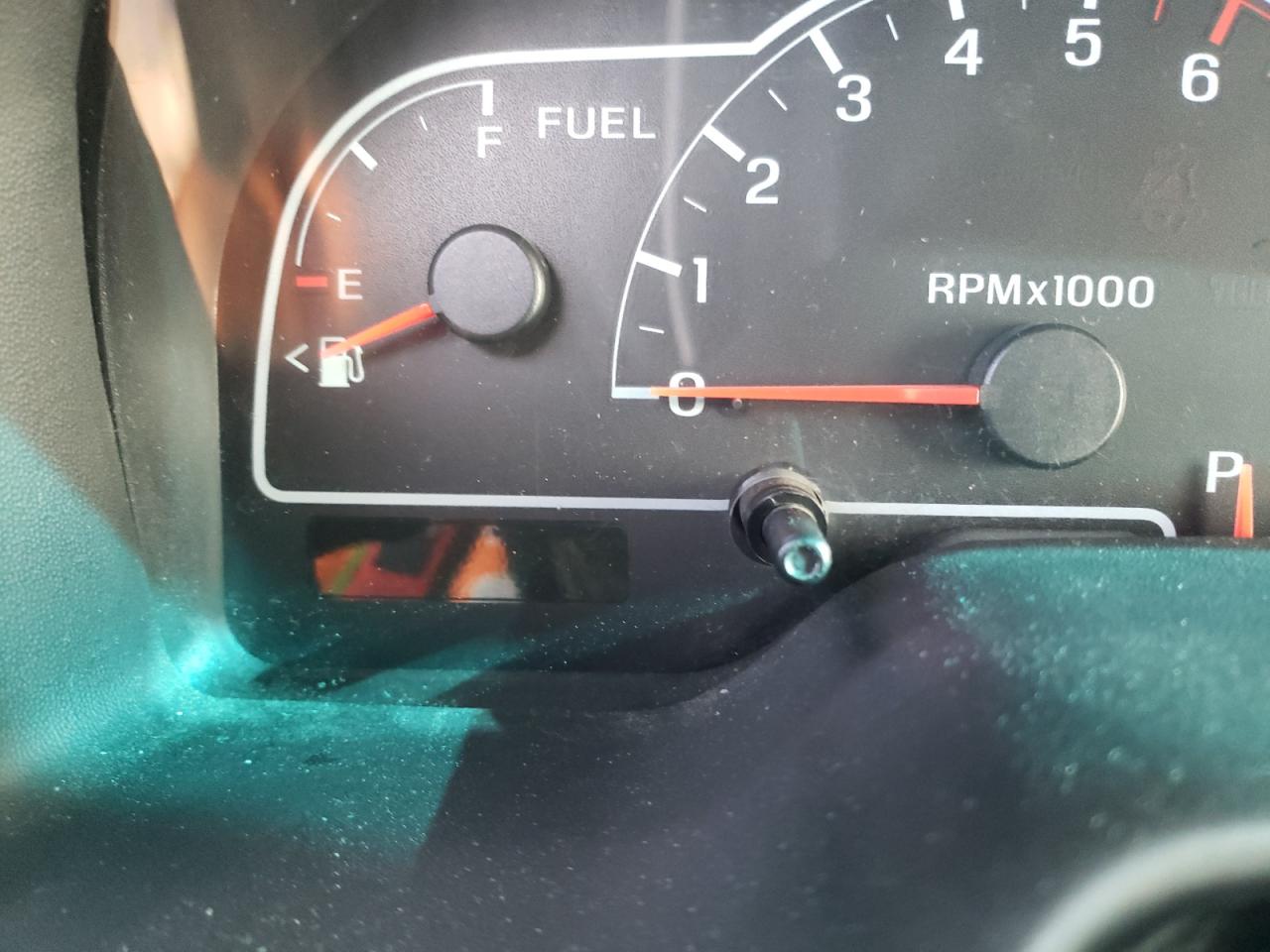 صورة رقم 8 من المزاد - 2003 FORD WINDSTAR W مع VIN 2FMZA50443BA52492