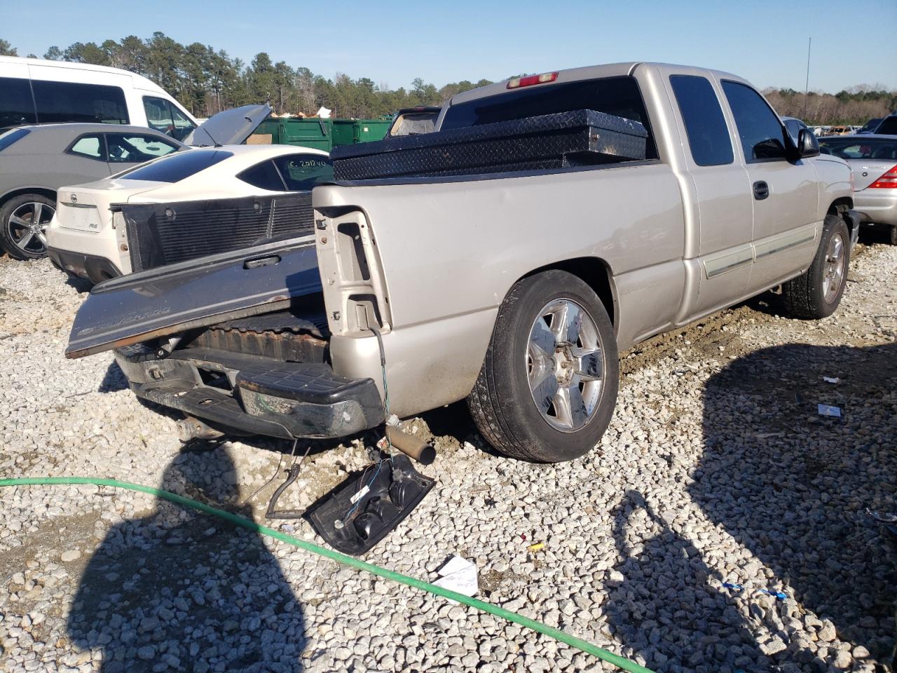 Photo 4 from auction – 2004 CHEVROLET SILVERADO with VIN 1GCEC19X94Z272521