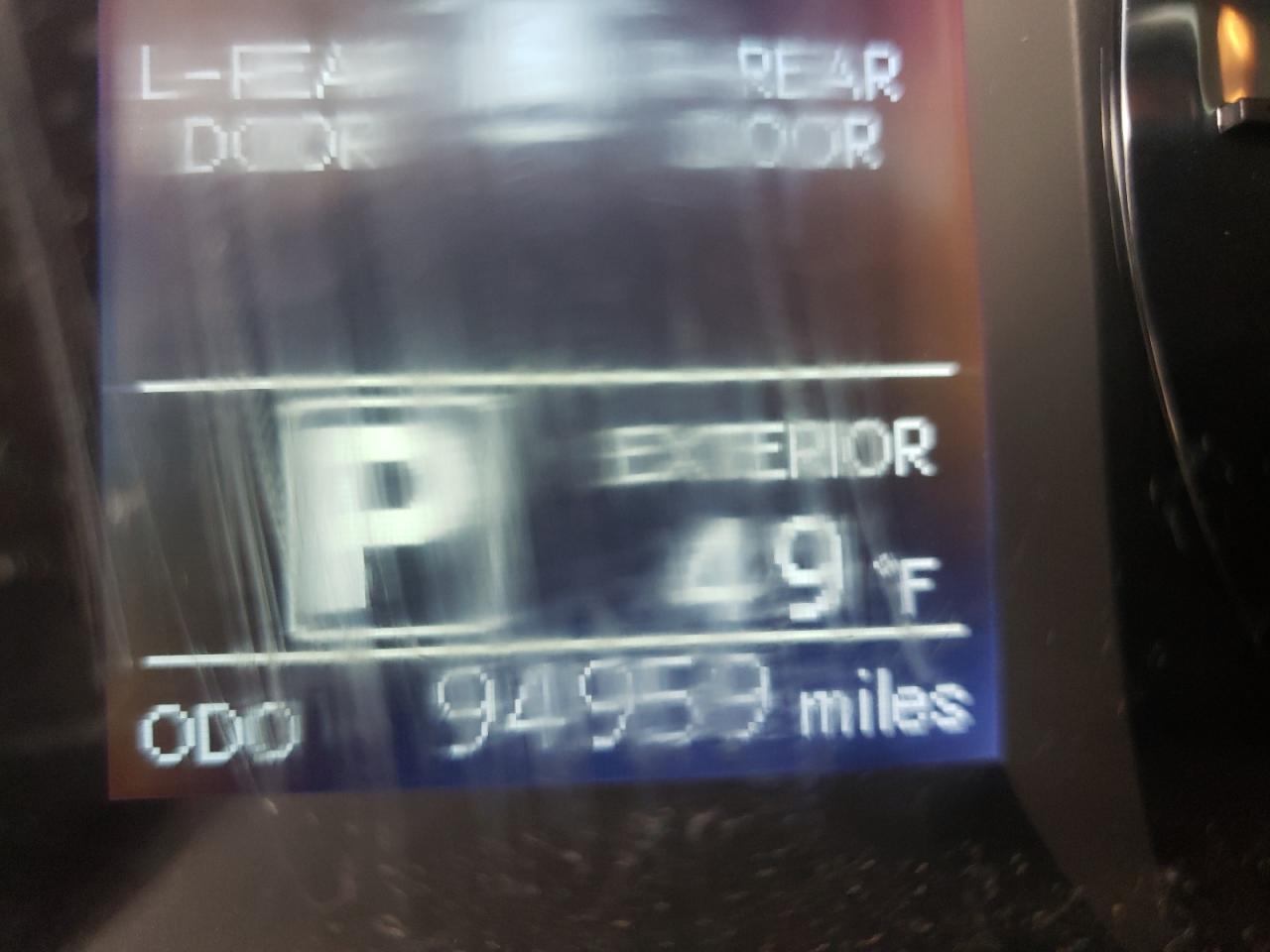 Photo 8 from auction – 2015 TOYOTA SIENNA LE with VIN 5TDKK3DC4FS575748