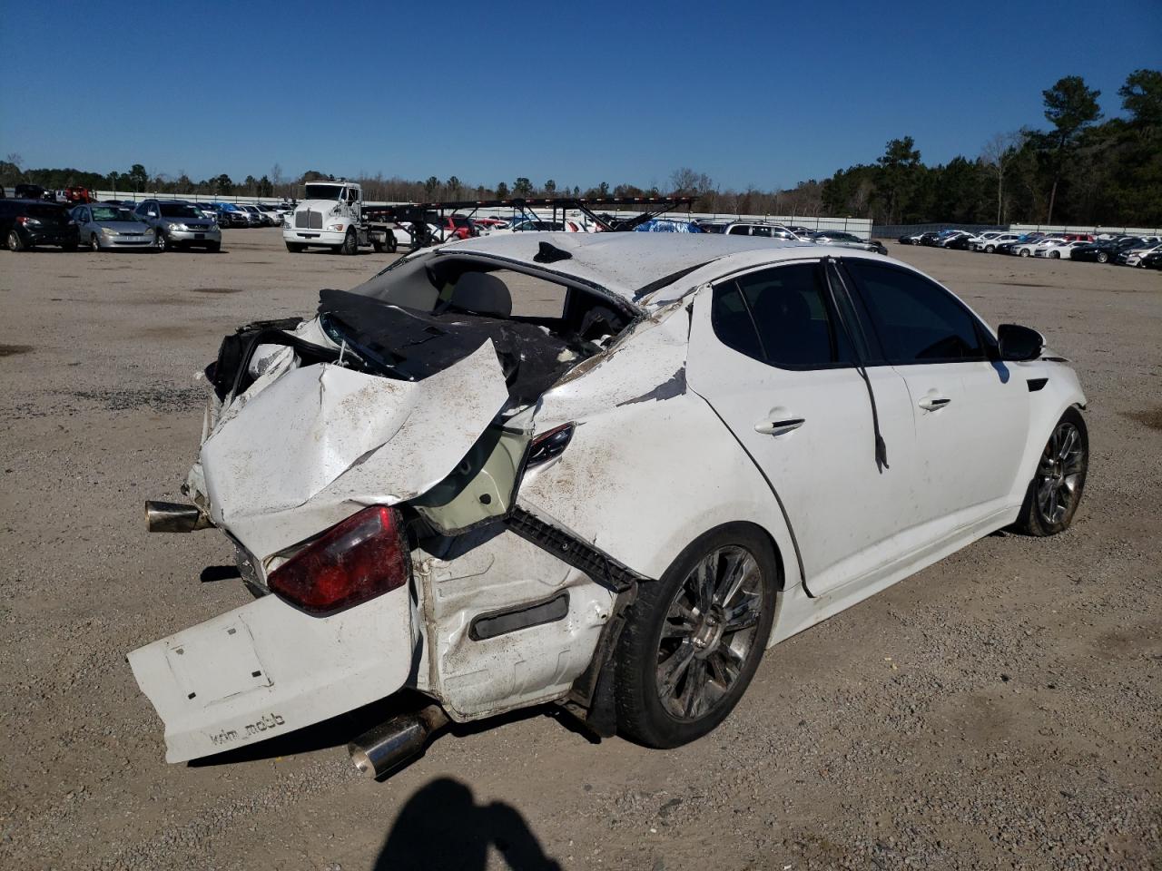 Photo 4 from auction – 2015 KIA OPTIMA LX with VIN KNAGM4A72F5628222