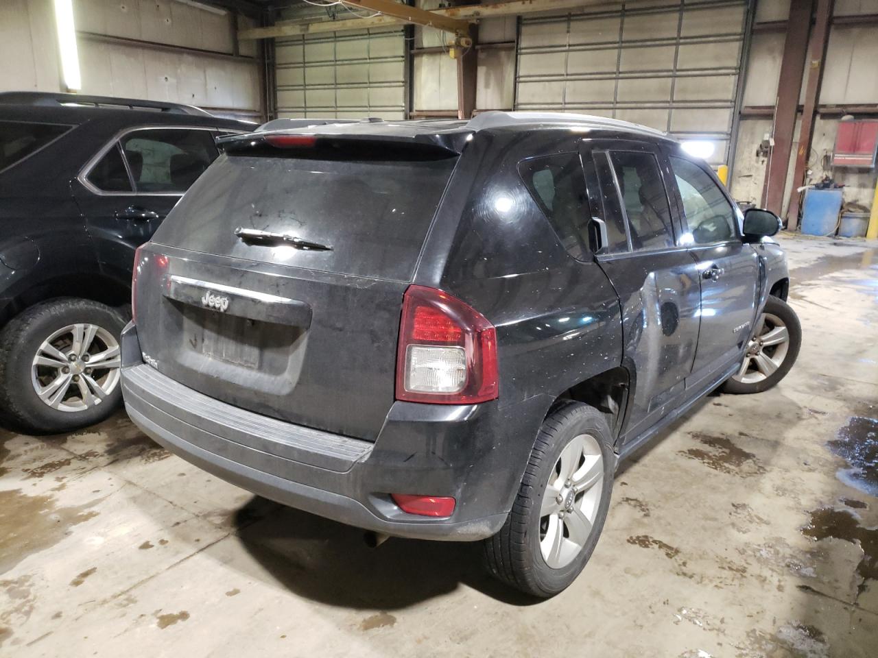 Photo 4 from auction – 2017 JEEP COMPASS SP with VIN 1C4NJCBA4HD147923