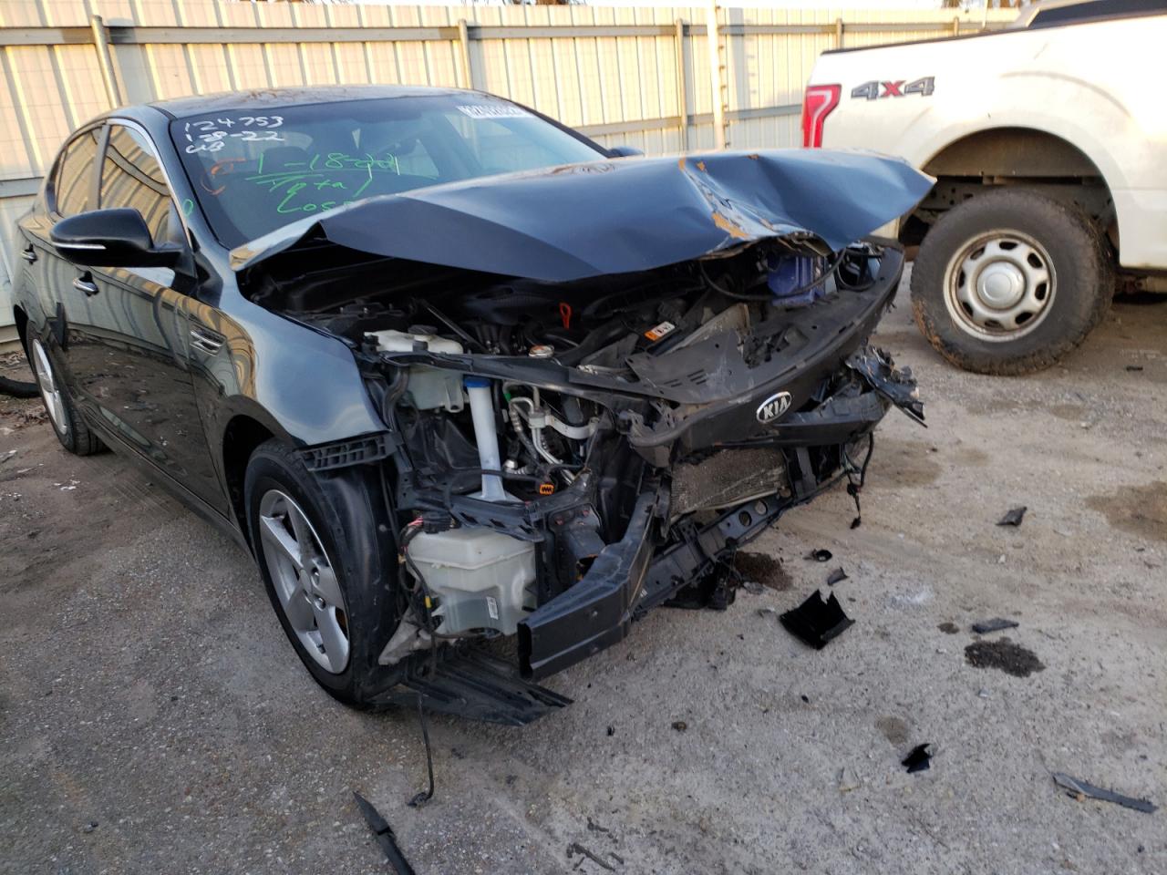 KIA OPTIMA LX 2015 with VIN 5XXGM4A79FG449576 - Photo from auction
