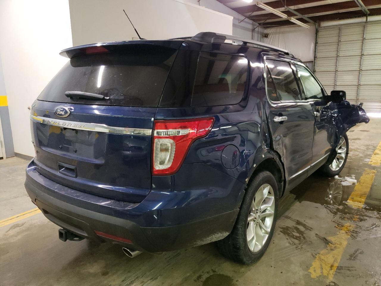 Photo 4 from auction – 2012 FORD EXPLORER X with VIN 1FMHK7D88CGA89801