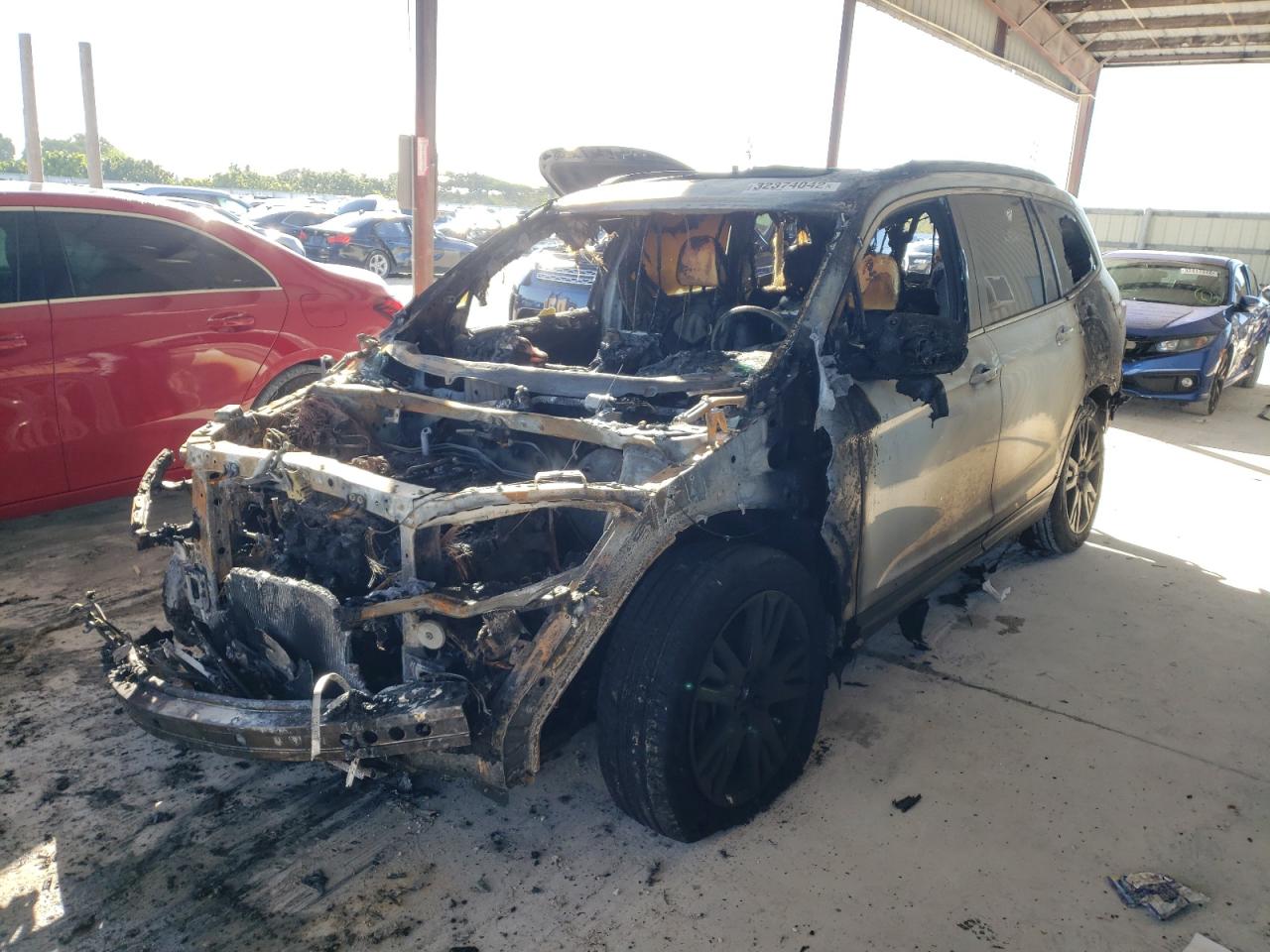 Photo 2 from auction – 2021 HONDA PILOT SE with VIN 5FNYF5H25MB043552