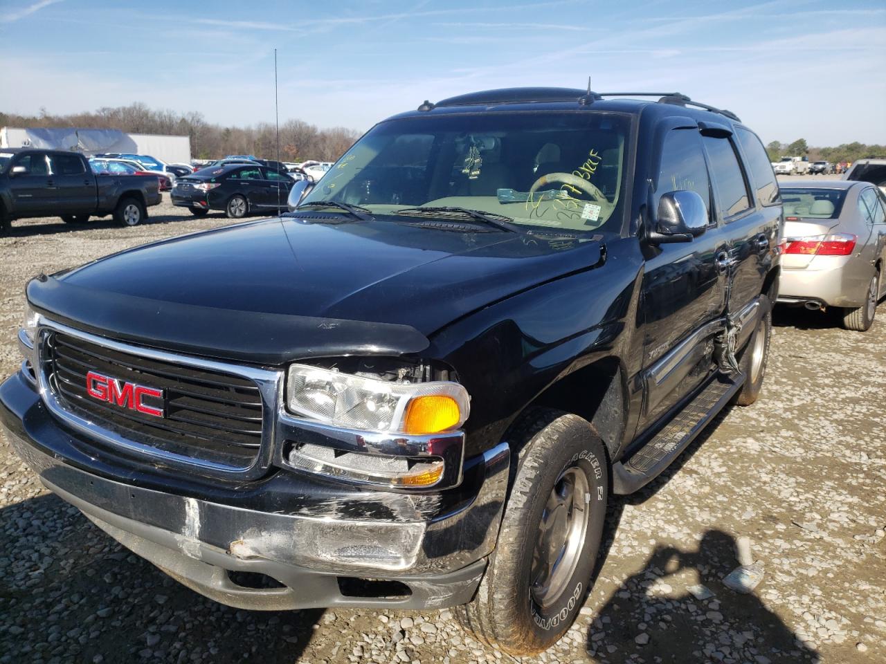 Photo 2 from auction – 2003 GMC YUKON with VIN 1GKEC13Z63J287800