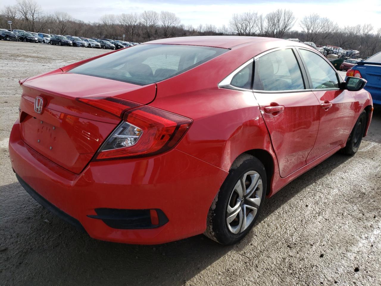 Photo 4 from auction – 2016 HONDA CIVIC LX with VIN 2HGFC2F58GH543264