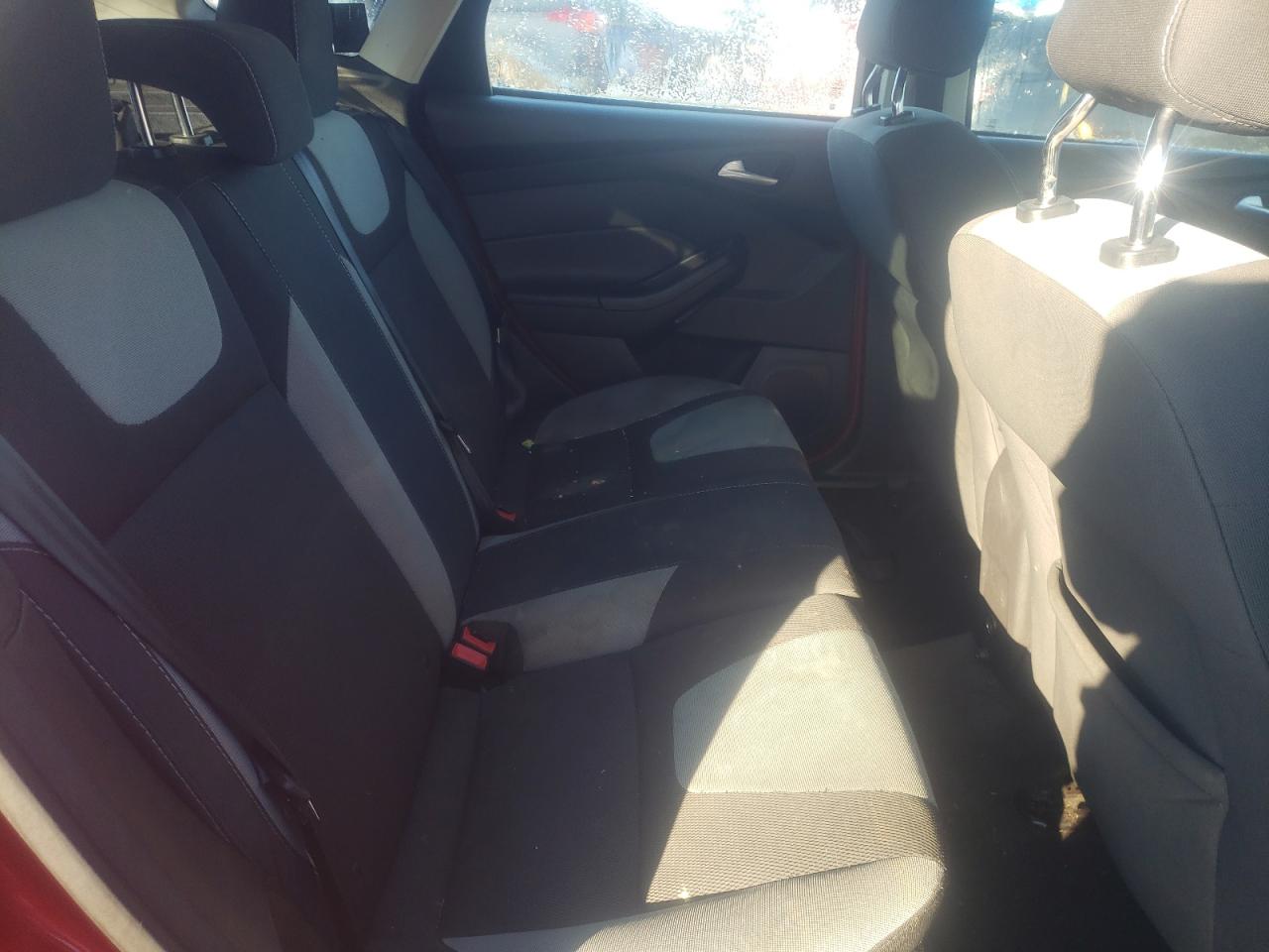 Photo 6 from auction – 2012 FORD FOCUS SE with VIN 1FAHP3K2XCL303889