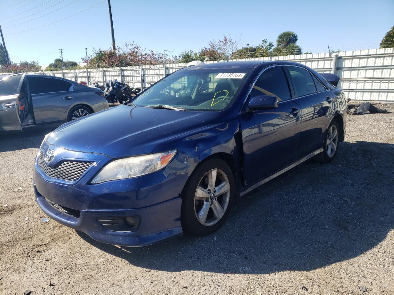 Photo 2 from auction – 2011 TOYOTA CAMRY BASE with VIN 4T1BF3EK2BU713508