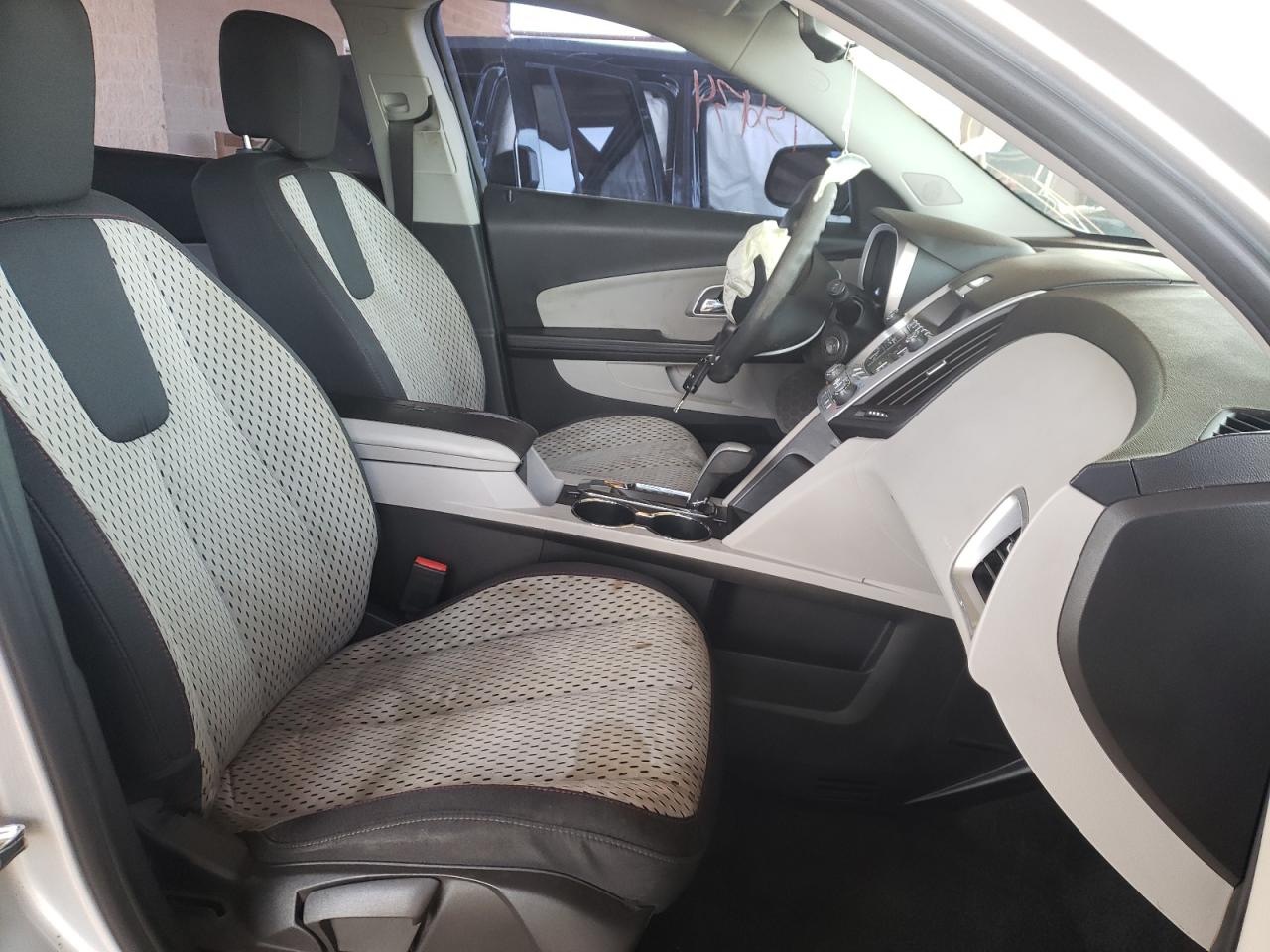 Photo 5 from auction – 2015 CHEVROLET EQUINOX LS with VIN 2GNALAEK3F1100884