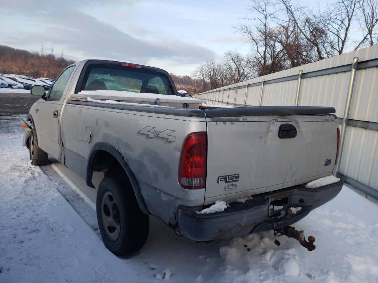 Photo 3 from auction – 2003 FORD F150 with VIN 2FTRF18203CA46054