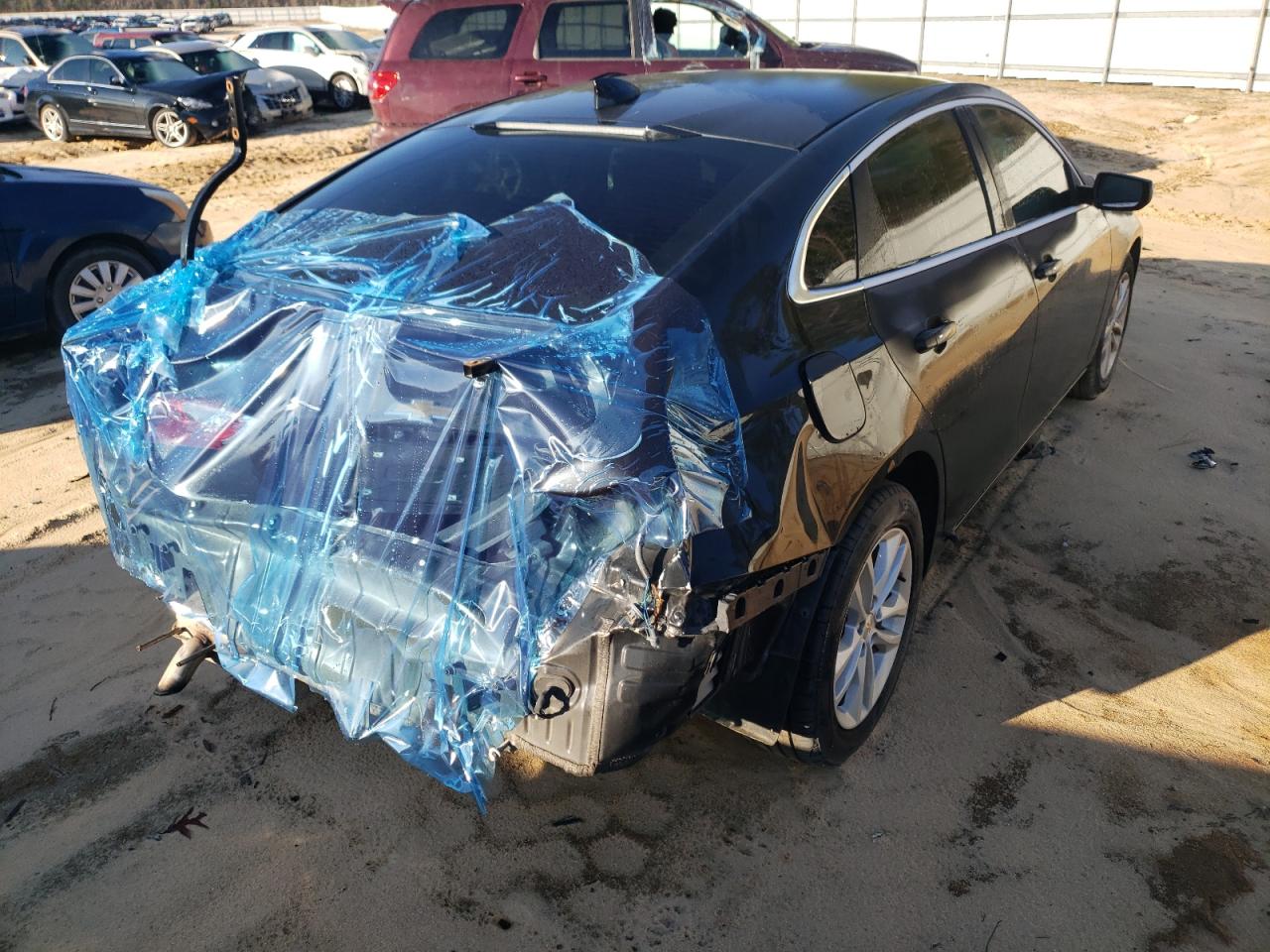 Photo 4 from auction – 2018 CHEVROLET MALIBU LT with VIN 1G1ZD5ST6JF136401