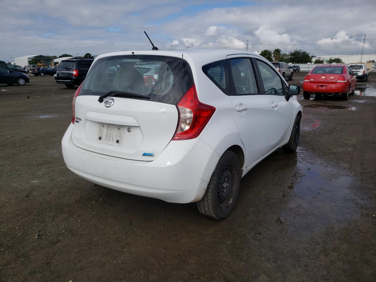 Photo 4 from auction – 2015 NISSAN VERSA NOTE with VIN 3N1CE2CP0FL426630
