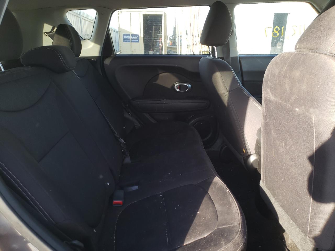 Photo 6 from auction – 2015 KIA SOUL with VIN KNDJN2A24F7184845