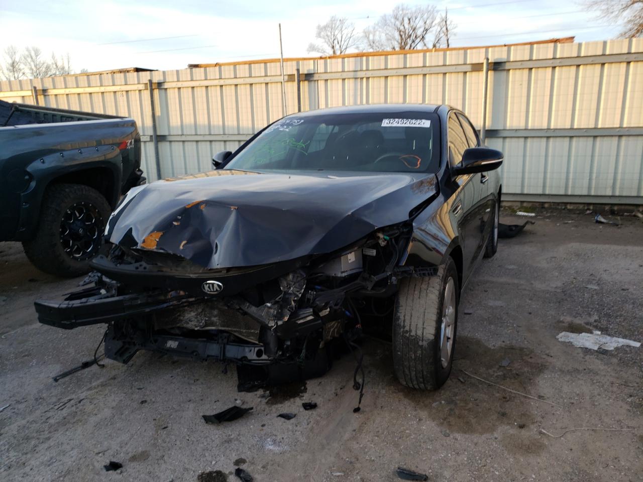 Photo 2 from auction – 2015 KIA OPTIMA LX with VIN 5XXGM4A79FG449576