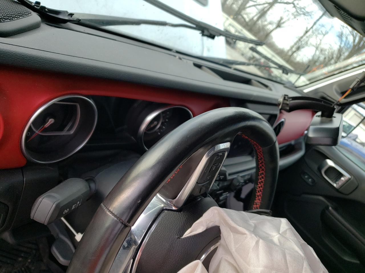 Photo 8 from auction – 2020 JEEP GLADIATOR with VIN 1C6JJTBG0LL161813