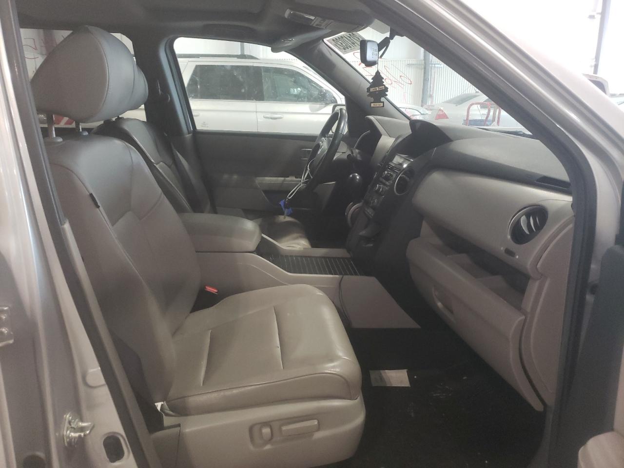 Photo 18 from auction – 2013 HONDA PILOT EXL with VIN 5FNYF4H50DB076267