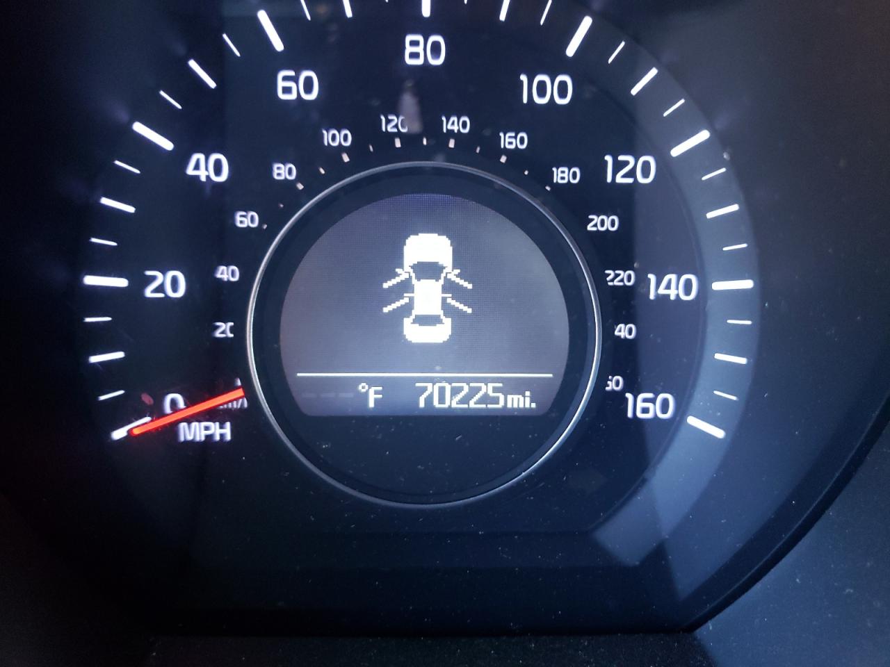 Photo 8 from auction – 2015 KIA OPTIMA LX with VIN KNAGM4A72F5628222