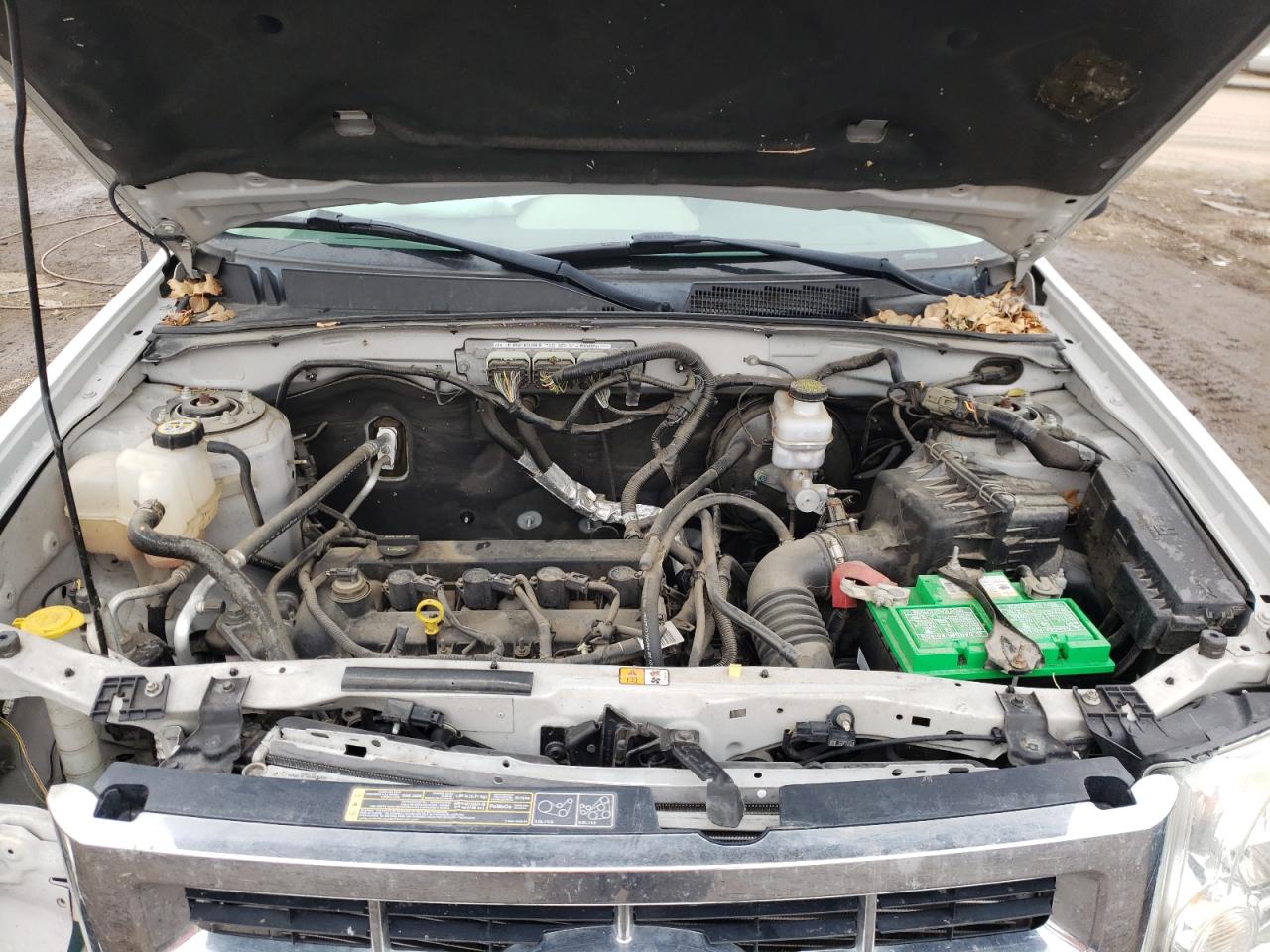 Photo 7 from auction – 2011 FORD ESCAPE XLS with VIN 1FMCU9C77BKC69646