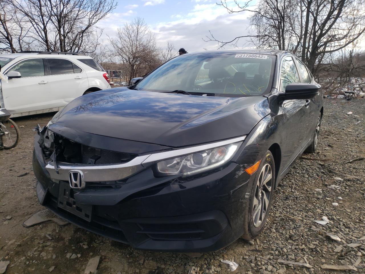 Photo 2 from auction – 2016 HONDA CIVIC EX with VIN 2HGFC2F71GH568489