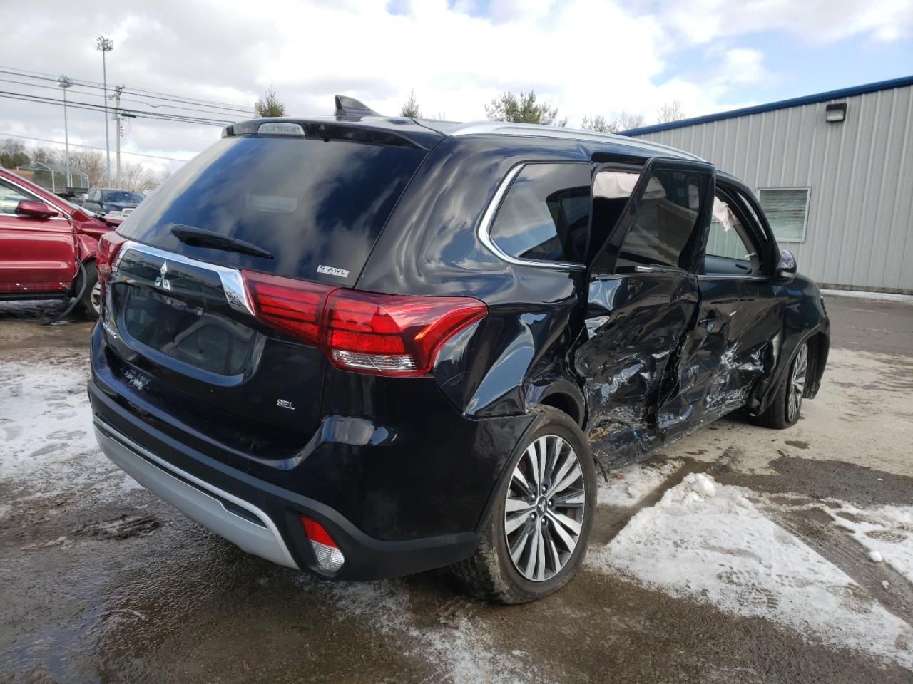 Photo 4 from auction – 2020 MITSUBISHI OUTLANDER with VIN JA4AZ3A32LZ025481