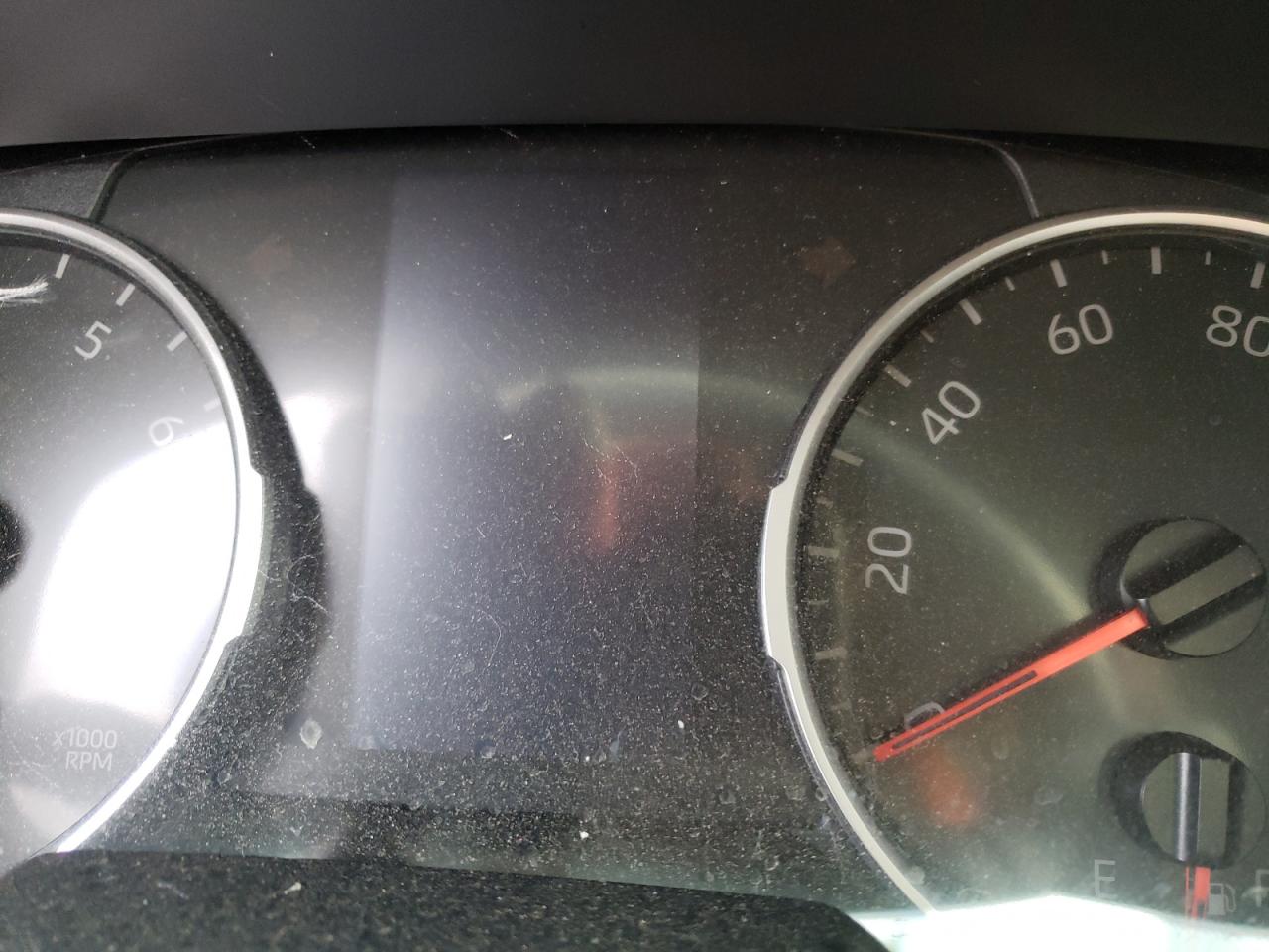 Photo 8 from auction – 2020 TOYOTA RAV4 XLE with VIN JTMP1RFV6LD059540