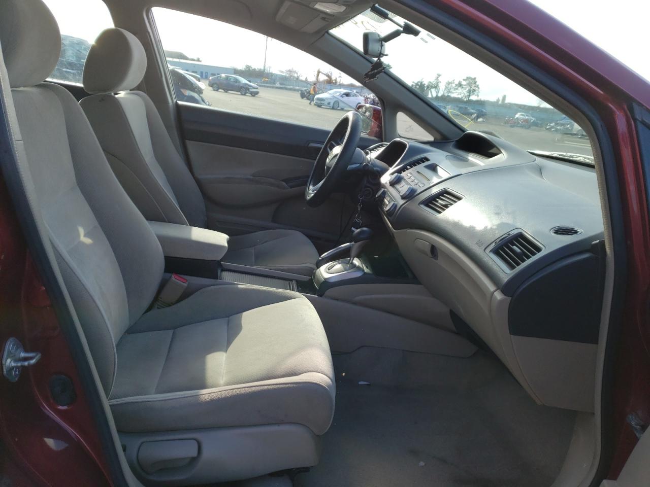 Photo 5 from auction – 2010 HONDA CIVIC LX with VIN 2HGFA1F54AH534083