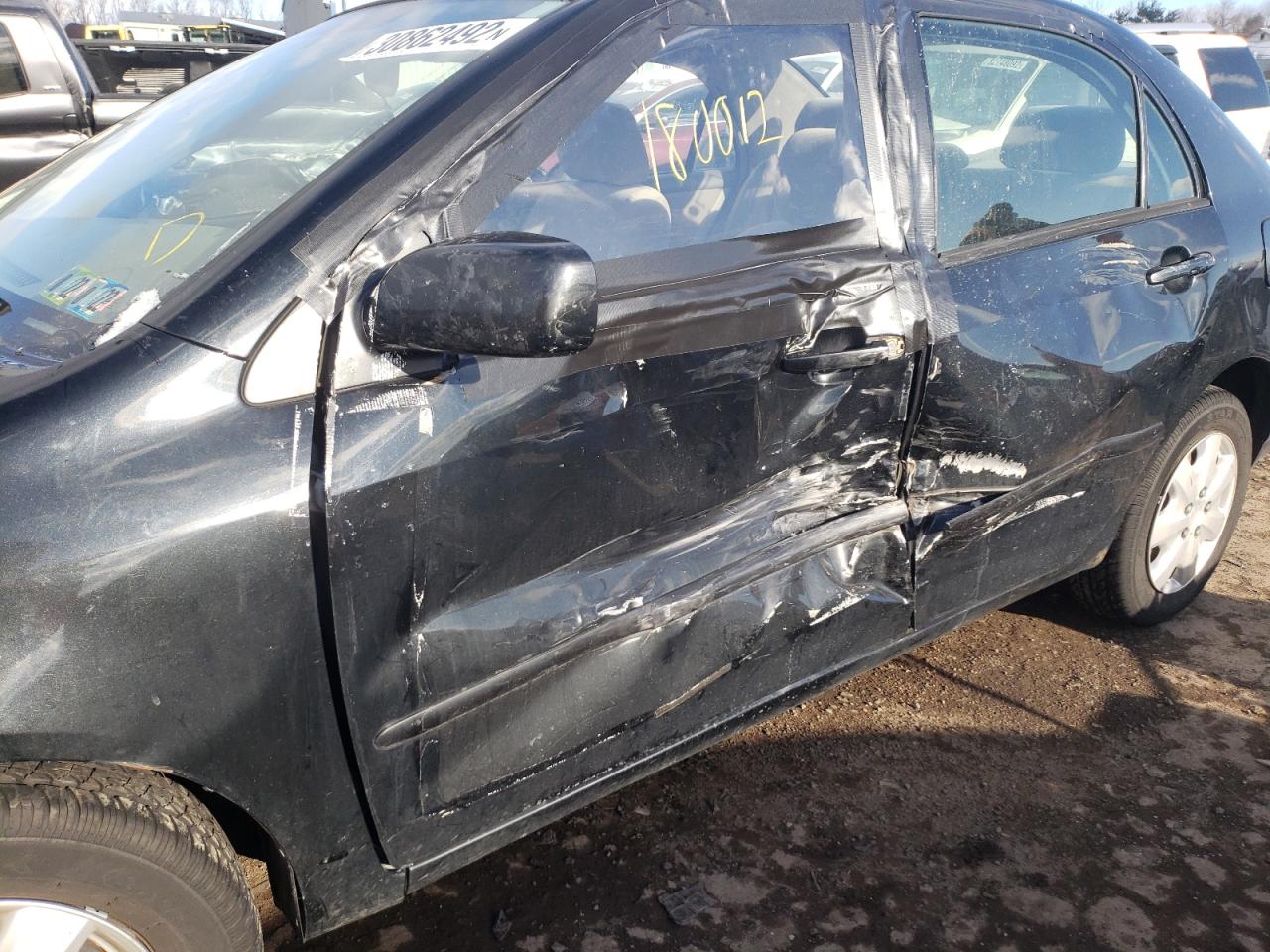 Photo 9 from auction – 2005 TOYOTA COROLLA CE with VIN 1NXBR32E95Z382405