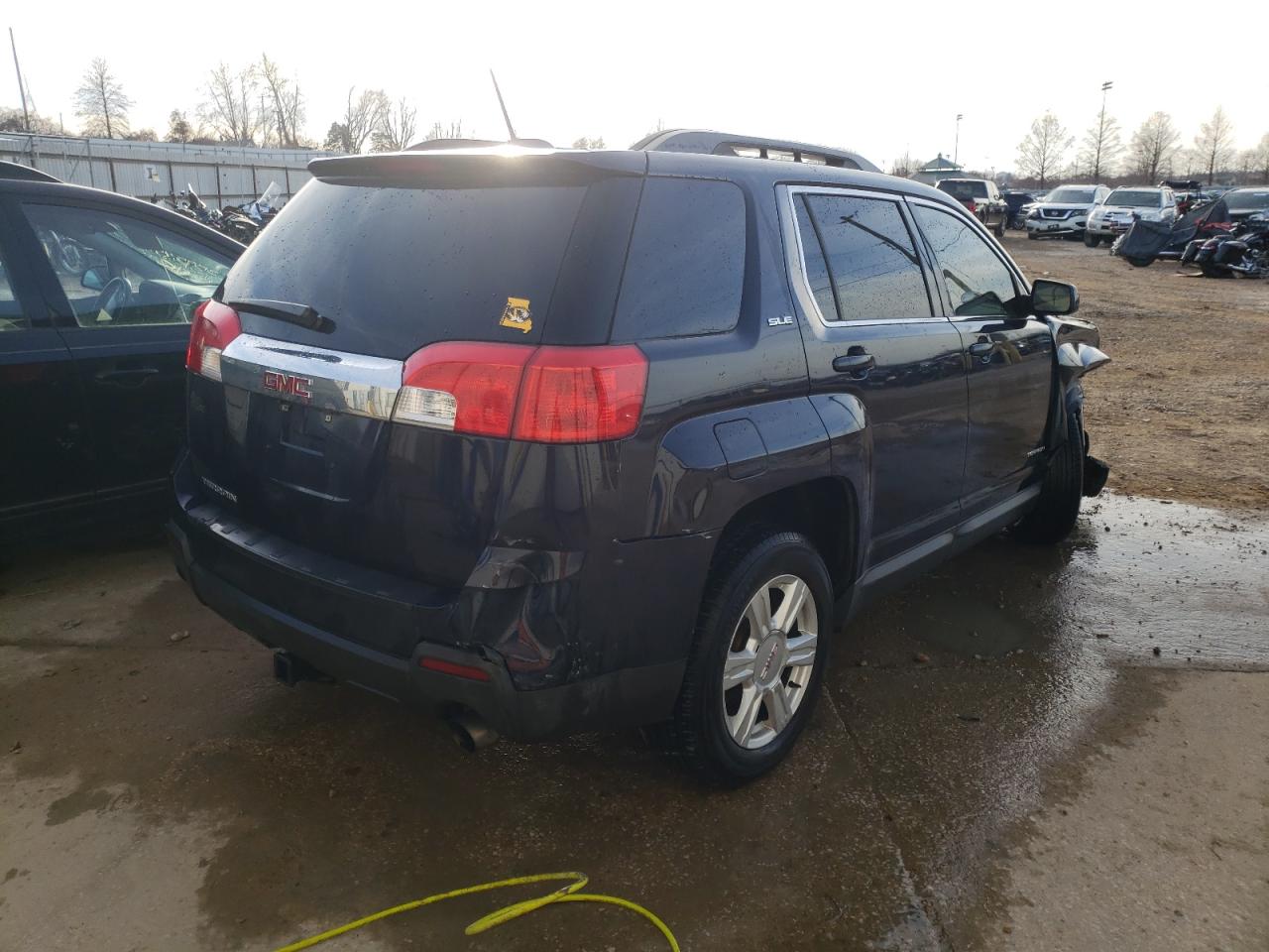 Photo 4 from auction – 2015 GMC TERRAIN SL with VIN 2GKFLRE35F6391370