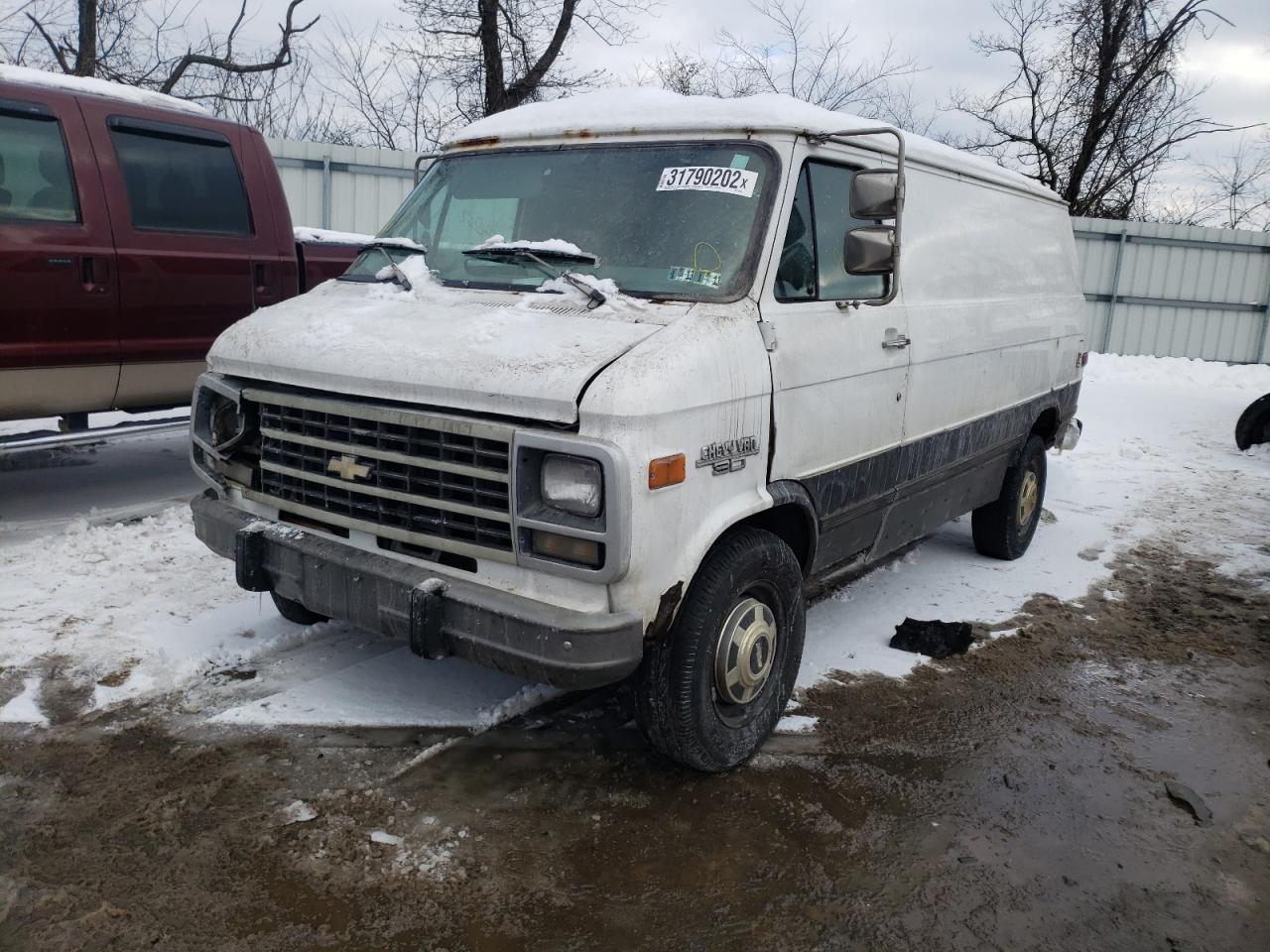 Photo 2 from auction – 1996 CHEVROLET VAN G3500 with VIN 1GCGG35KXTF105992