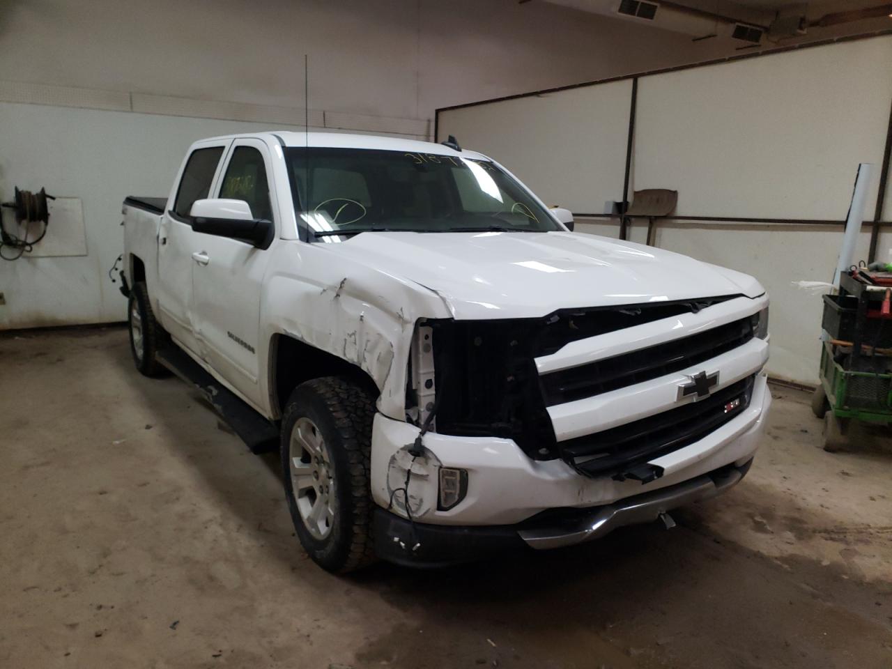 Photo 1 from auction – 2018 CHEVROLET SILVERADO with VIN 3GCUKREC7JG209896