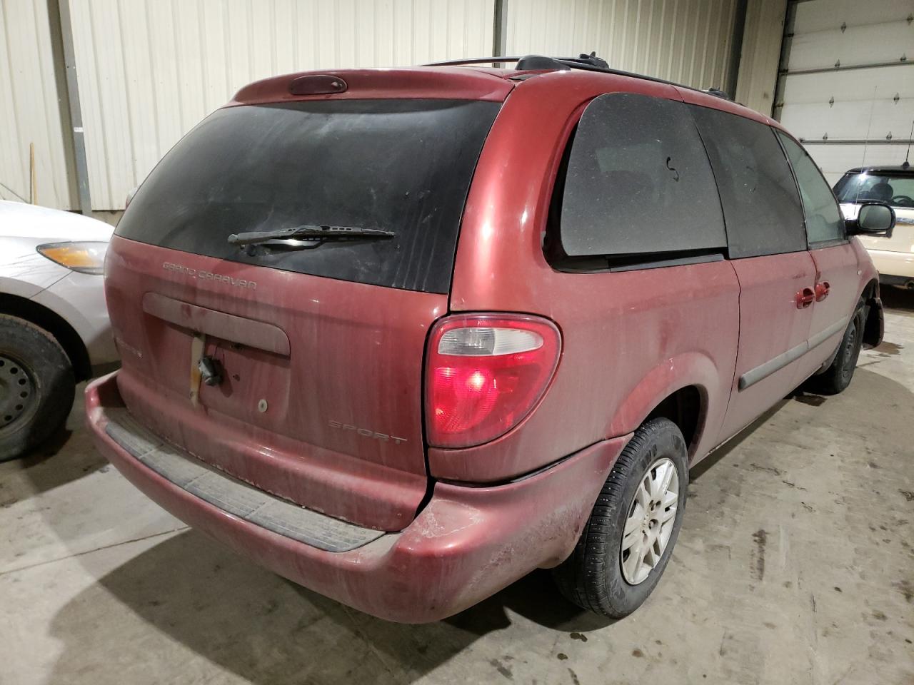 Photo 4 from auction – 2005 DODGE GRAND CARA with VIN 1D4GP24R95B146300