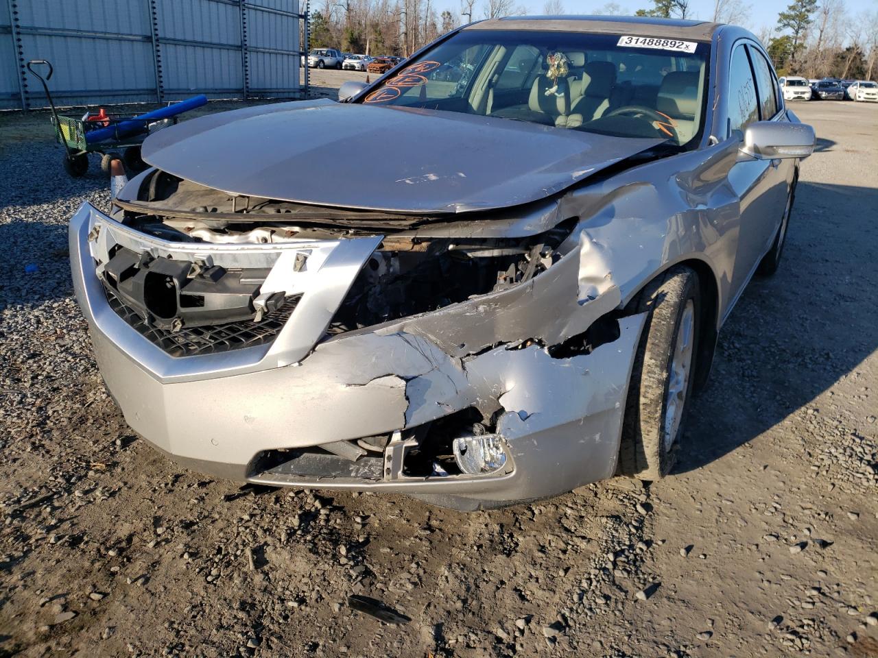 Photo 9 from auction – 2010 ACURA TL with VIN 19UUA8F29AA004678