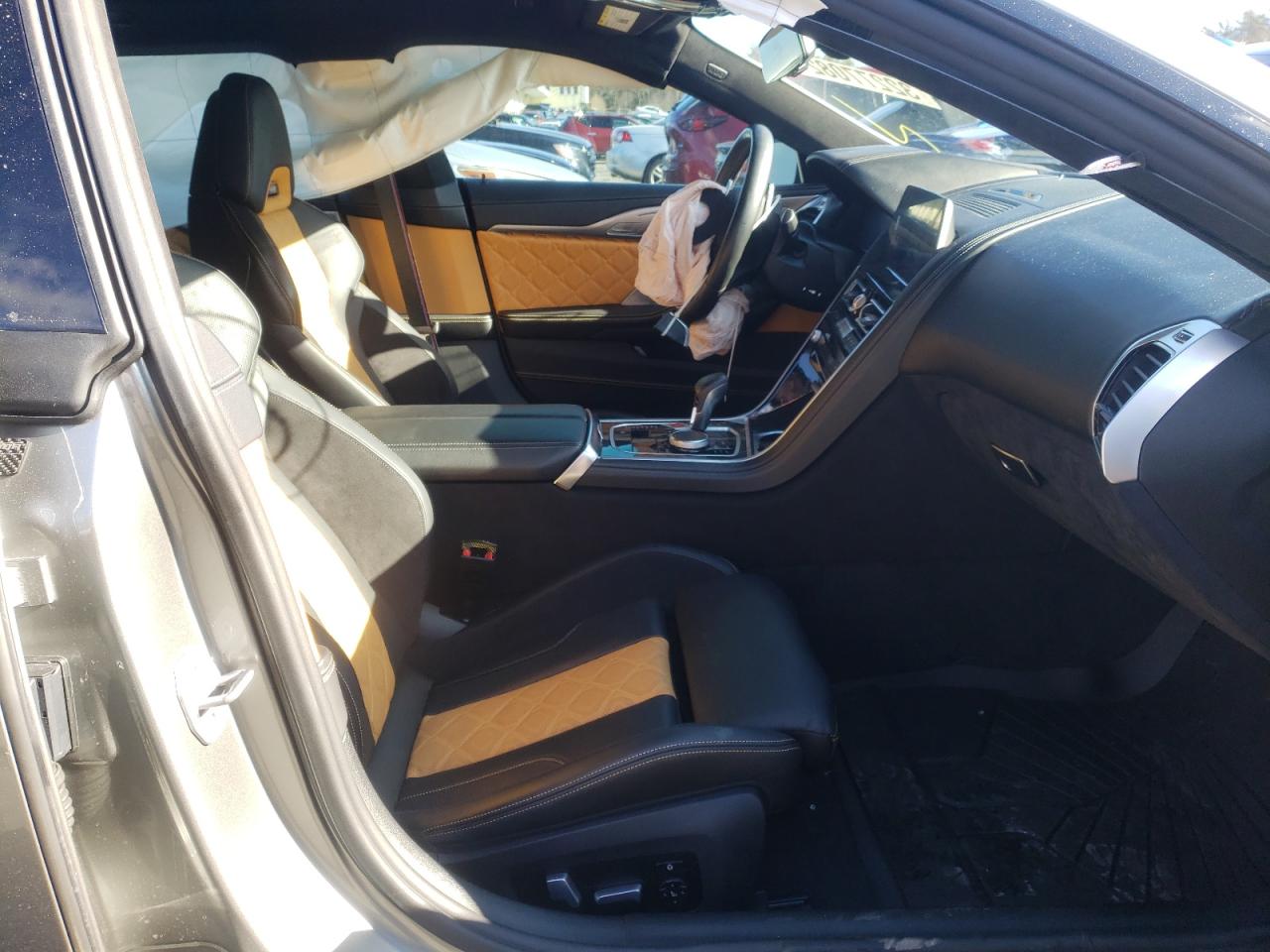 Photo 5 from auction – 2021 BMW M8 with VIN WBSGV0C02MCF63742