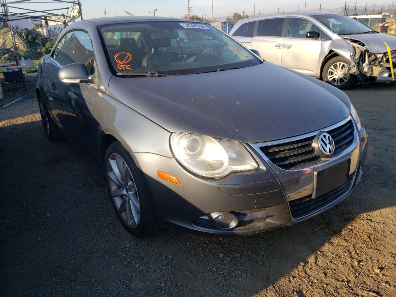 VOLKSWAGEN EOS 2.0T S 2007 with VIN WVWDA71F87V010900 - Photo from auction