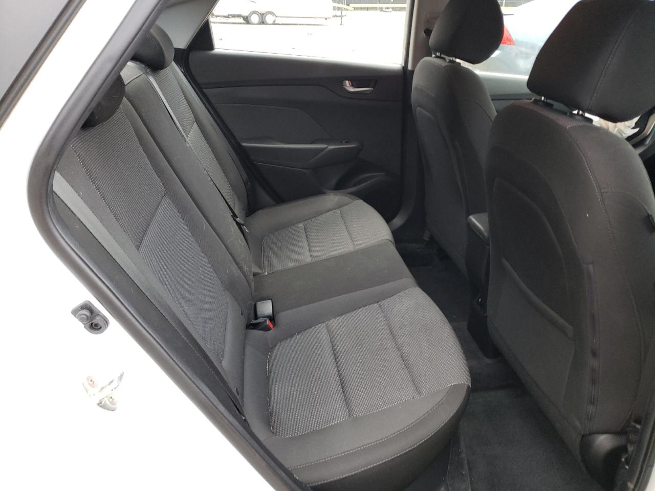 Photo 6 from auction – 2018 HYUNDAI ACCENT SE with VIN 3KPC24A39JE010462