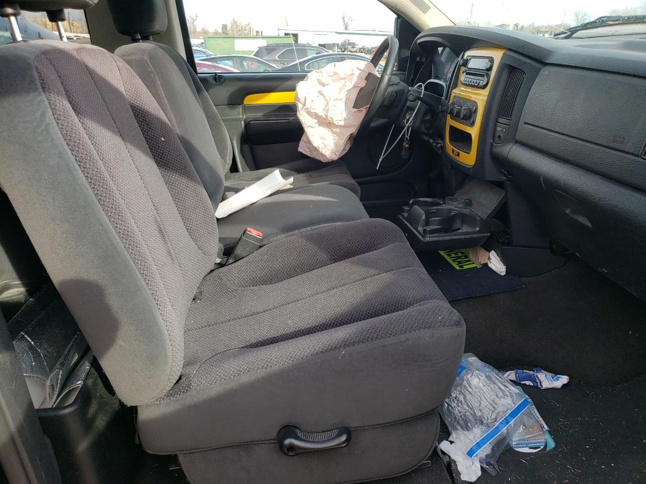 Photo 5 from auction – 2005 DODGE RAM 1500 S with VIN 1D7HA16D65J545689