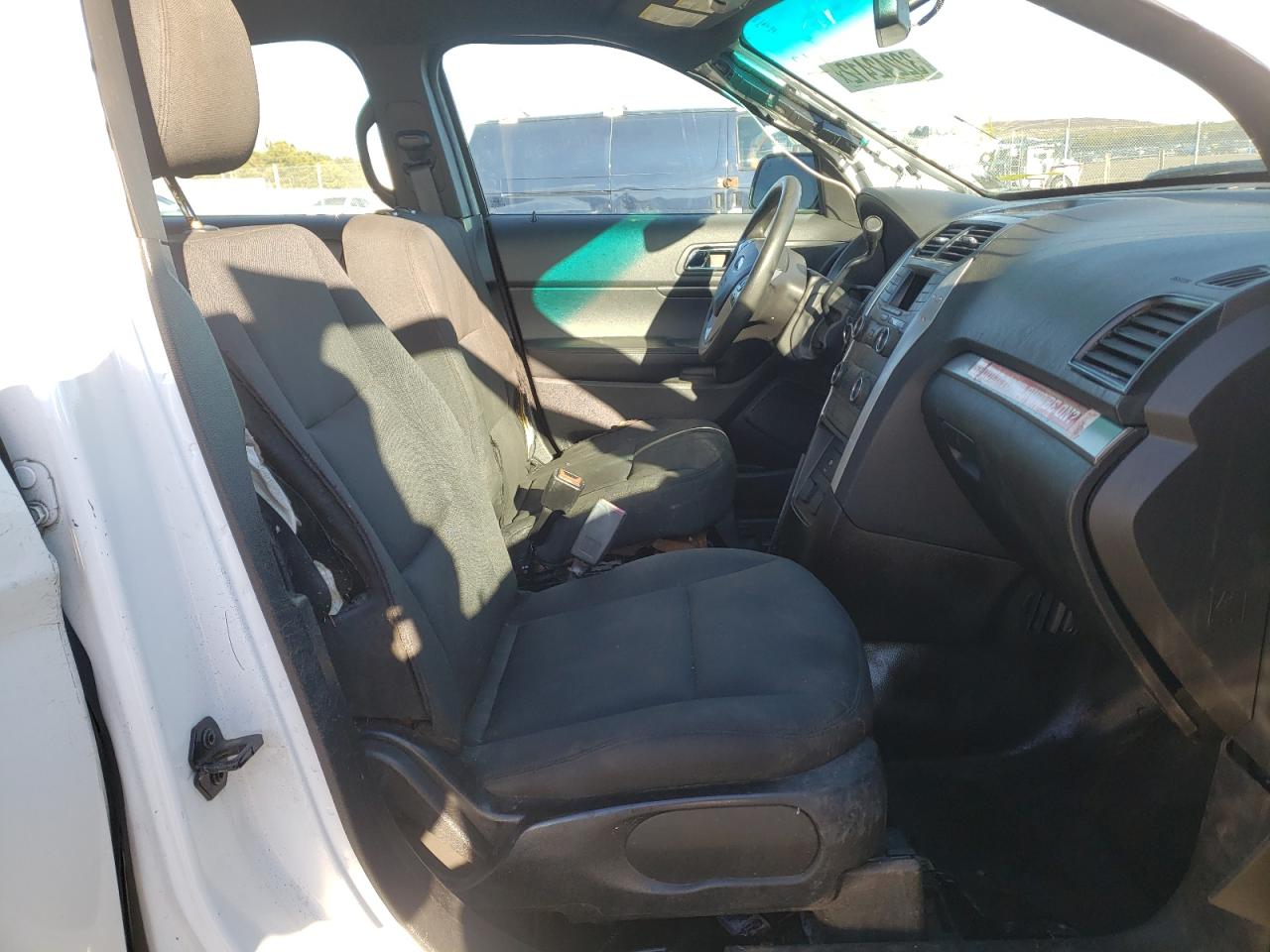Photo 5 from auction – 2015 FORD EXPLORER P with VIN 1FM5K8AR1FGB32403