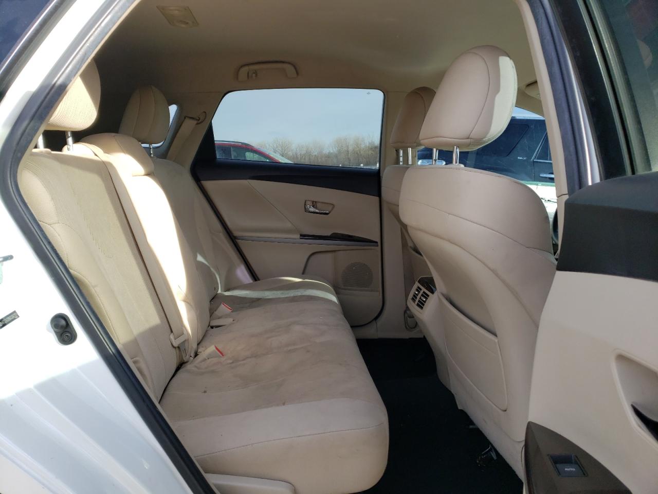 Photo 6 from auction – 2012 TOYOTA VENZA LE with VIN 4T3ZA3BB6CU061924