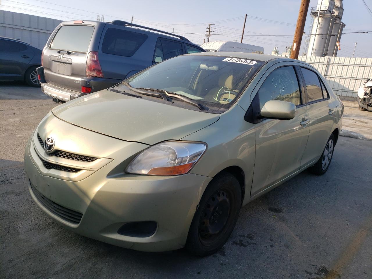 Photo 2 from auction – 2008 TOYOTA YARIS with VIN JTDBT923481212014
