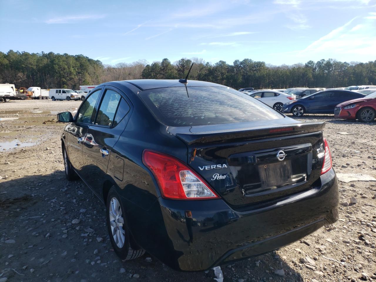 Photo 3 from auction – 2017 NISSAN VERSA S with VIN 3N1CN7AP3HL822926