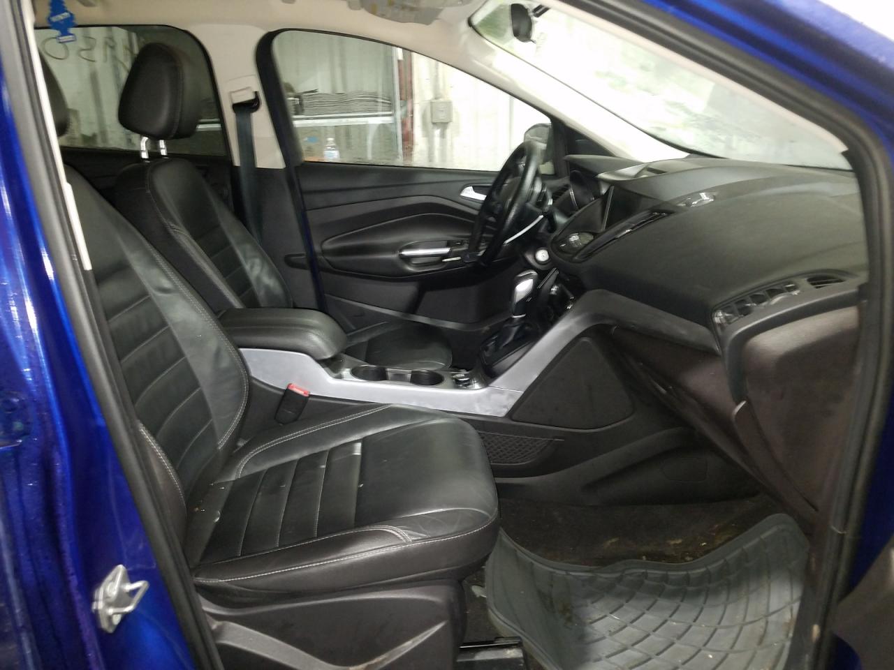 Photo 5 from auction – 2016 FORD ESCAPE SE with VIN 1FMCU9G92GUA53971