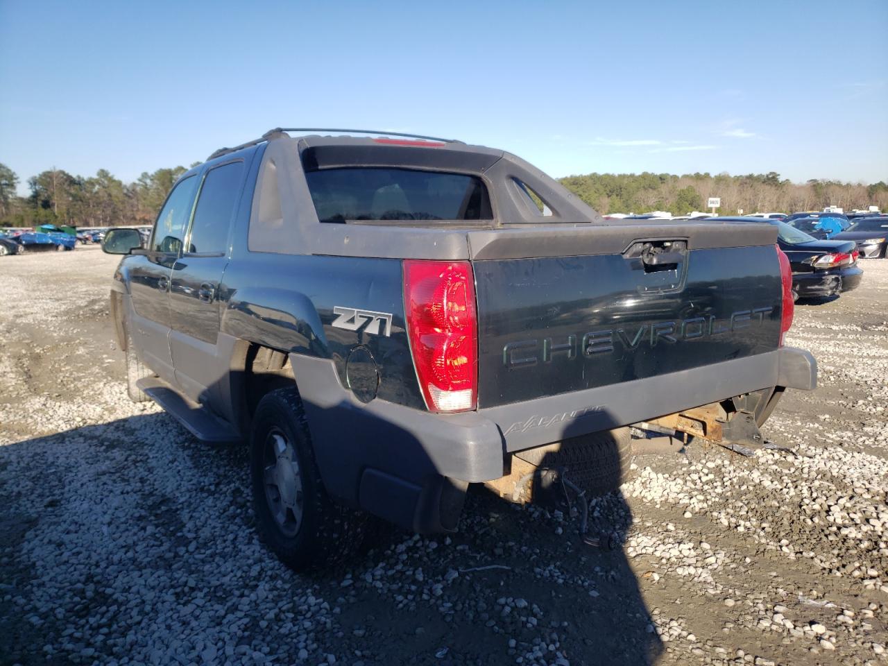 Photo 3 from auction – 2002 CHEVROLET AVALANCHE with VIN 3GNEK13T92G246515