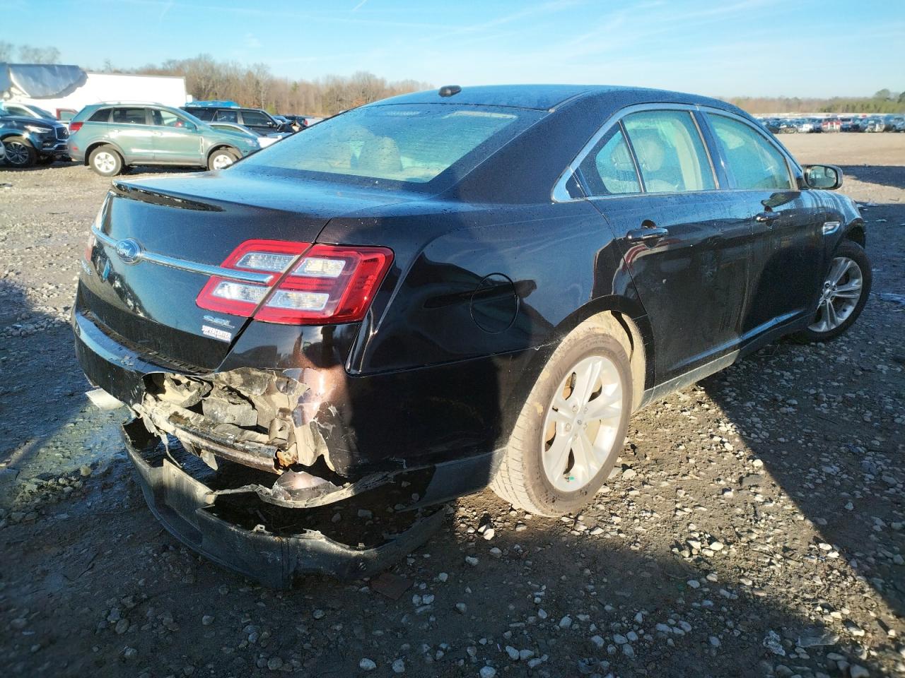Photo 4 from auction – 2013 FORD TAURUS SEL with VIN 1FAHP2E83DG188637