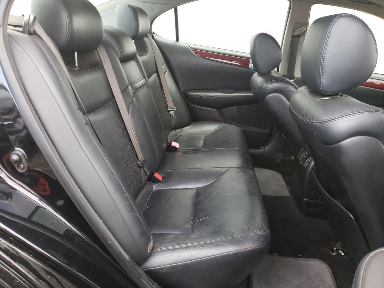 Photo 6 from auction – 2005 LEXUS ES 330 with VIN JTHBA30GX55076483