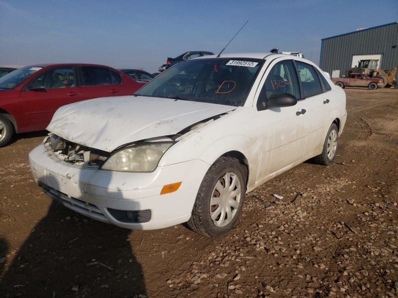 Photo 2 from auction – 2007 FORD FOCUS ZX4 with VIN 1FAFP34N97W230811