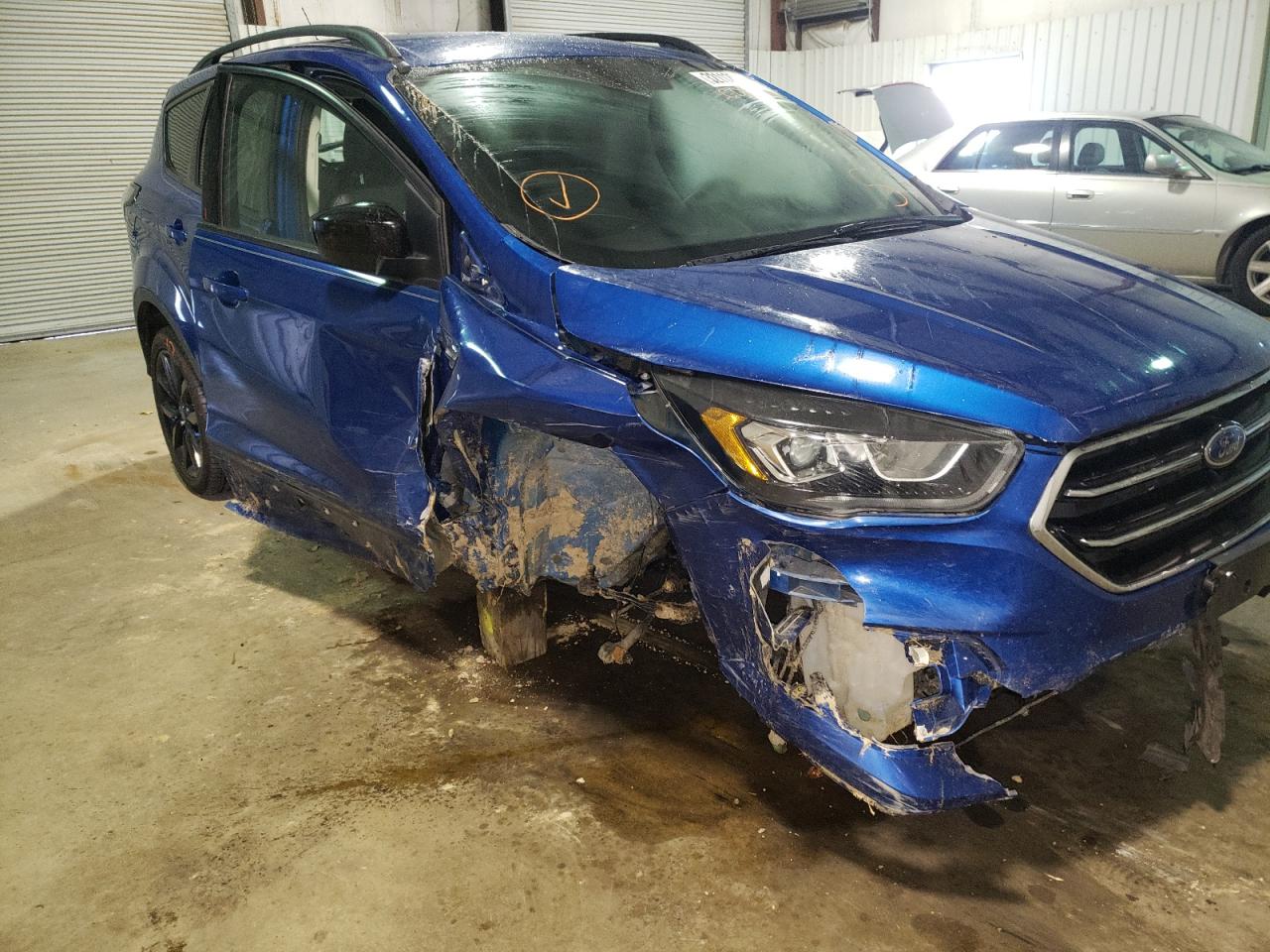 Photo 9 from auction – 2017 FORD ESCAPE SE with VIN 1FMCU0GD3HUC07119